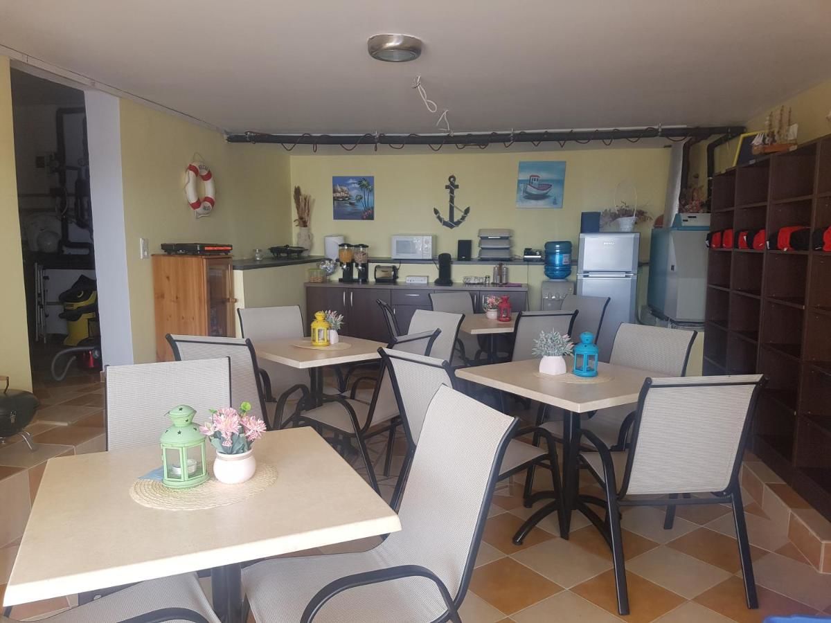 Апартаменты Villa Apartmani Anja Добра-Вода-24