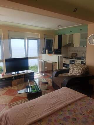 Апартаменты Villa Apartmani Anja Добра-Вода Апартаменты с балконом-4
