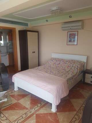 Апартаменты Villa Apartmani Anja Добра-Вода Апартаменты с балконом-6